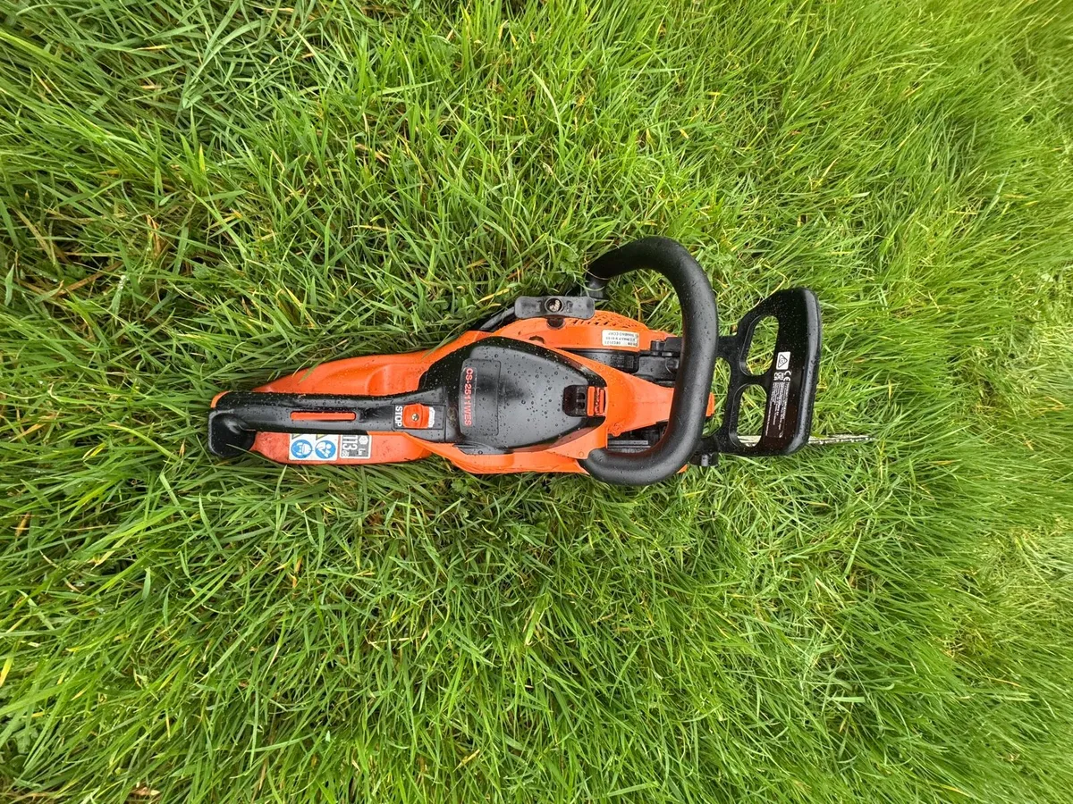 Echo chainsaw 2511