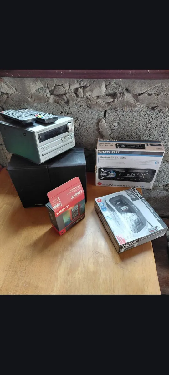 Electronics Clearance Bundle
