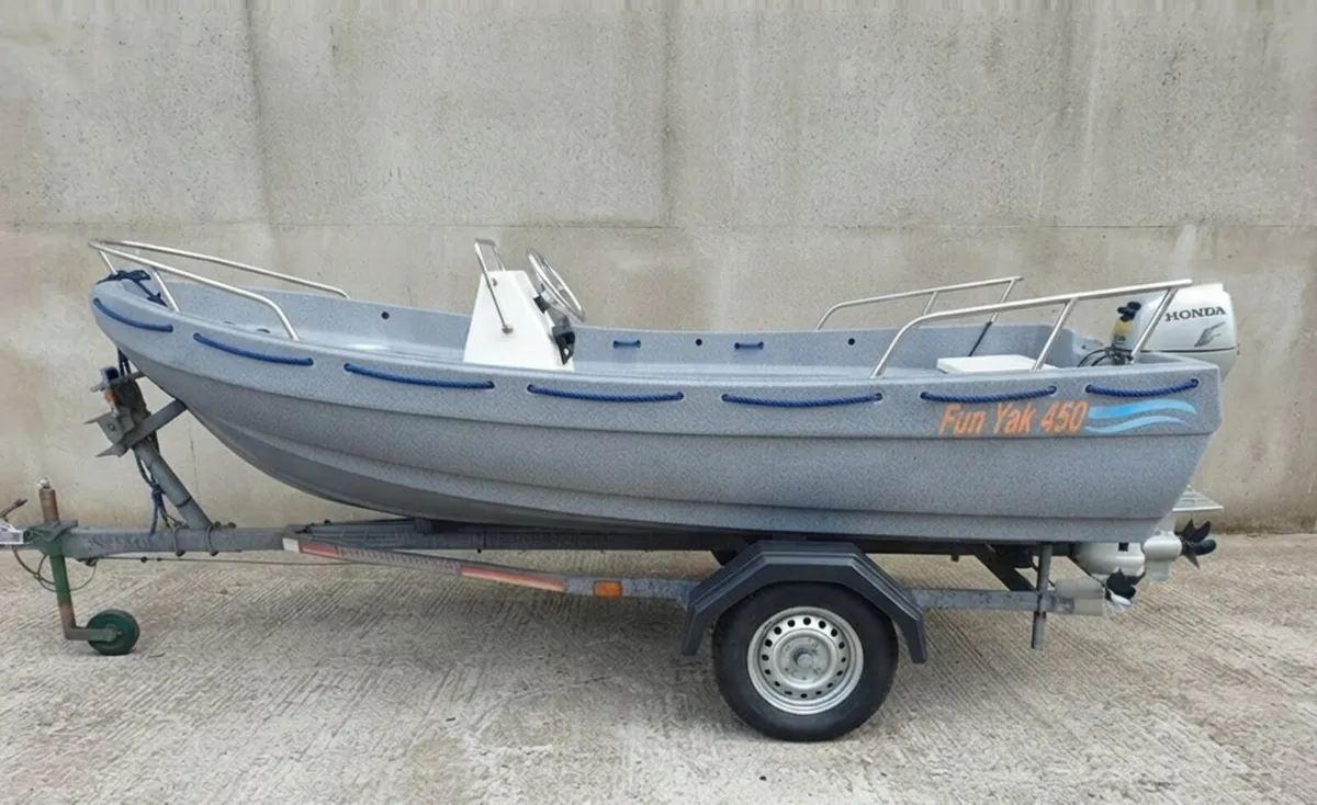 Boat - Image 1
