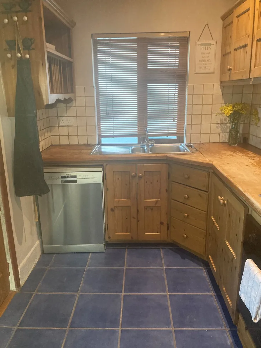 Kitchen & Appliances - Image 2