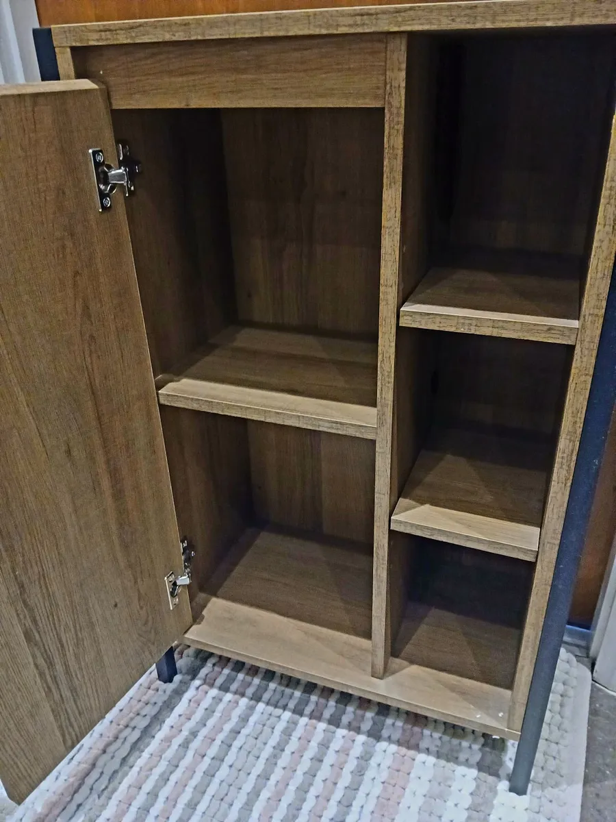 Storage cabinet - Image 2