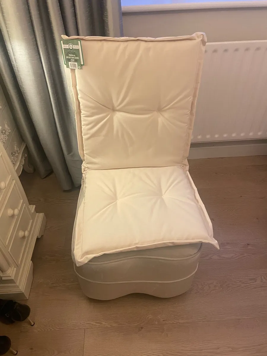 Cream outdoor chair cushions - Image 1