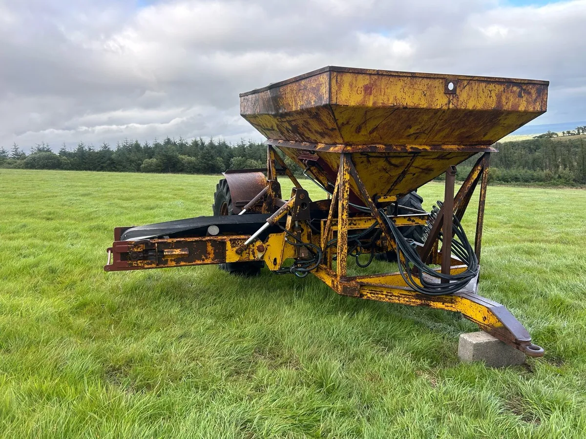 Geith Long Belt Stone Cart - Image 1