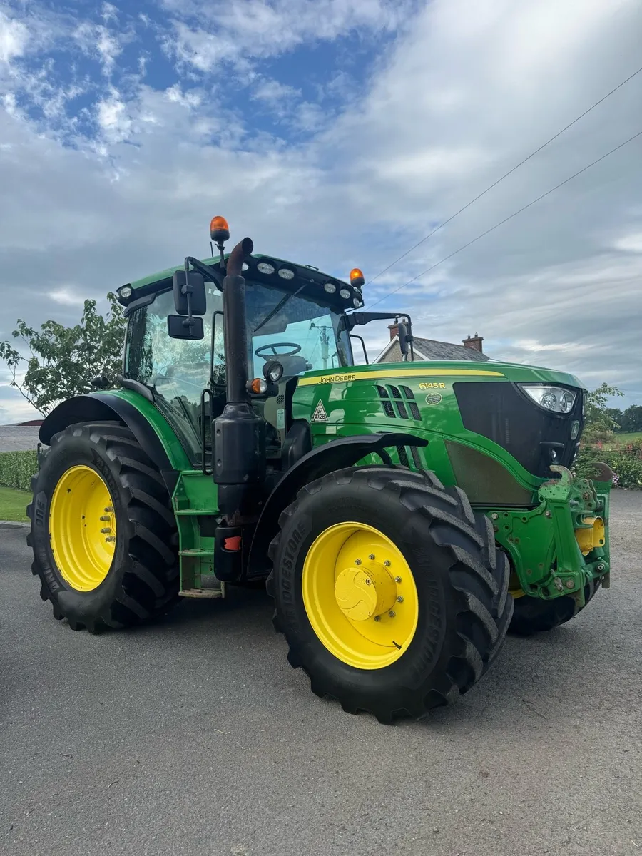 John Deere 6145r - Image 1