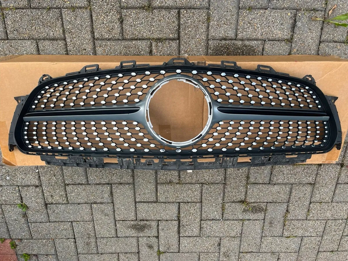 Mercedes E Class Coupe C238 OEM grill