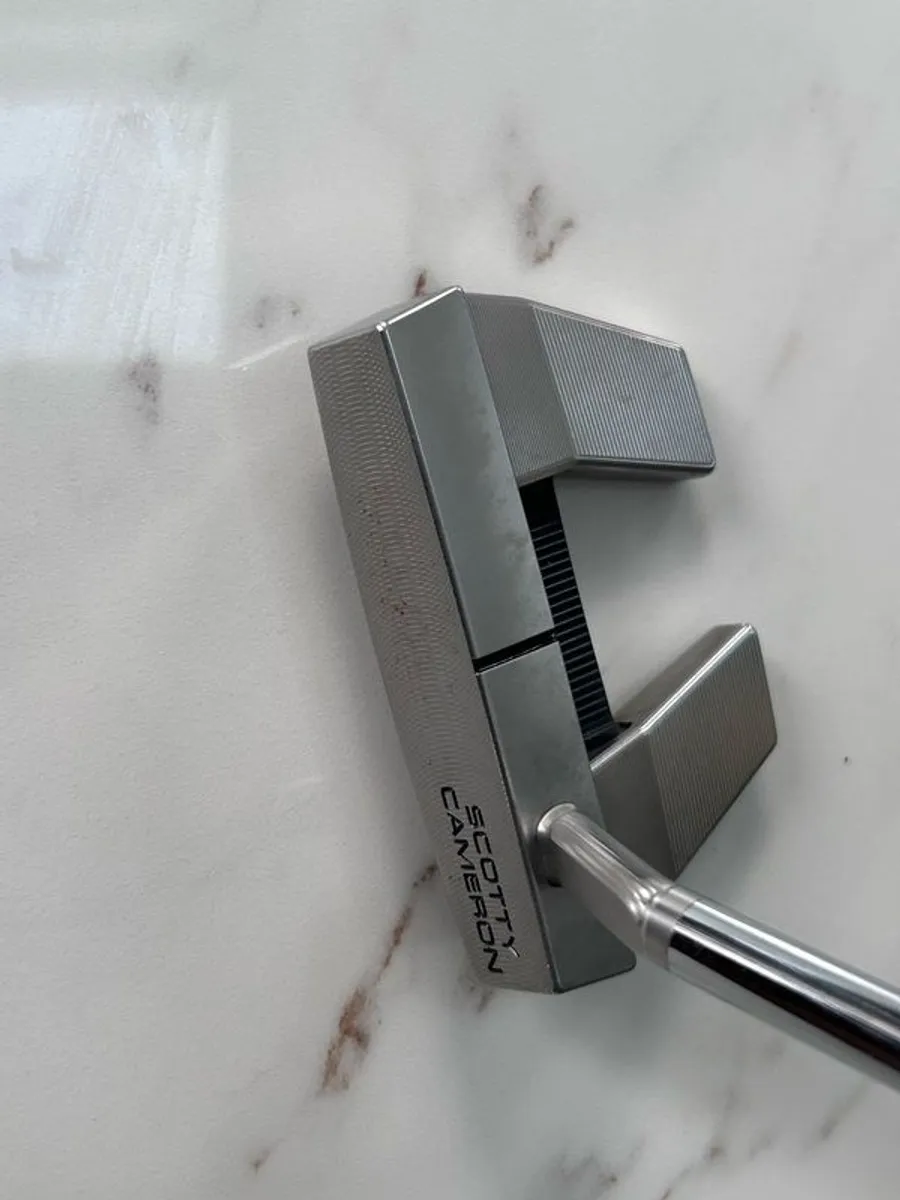 Scotty Cameron Phantom 5.5 putter - Image 2