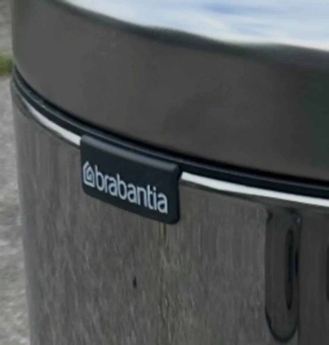 Brabantia 30L Bins - Brilliant Steel - Very Goo - Image 2