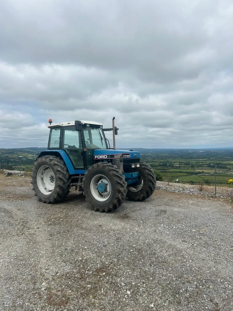 Ford 7740 - Image 2