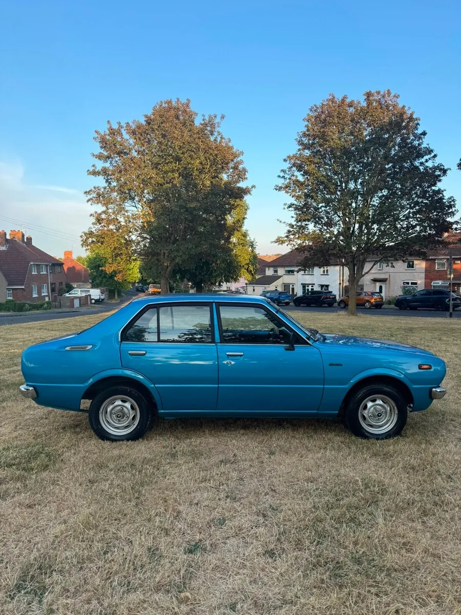 Toyota corolla KE55 - Image 3