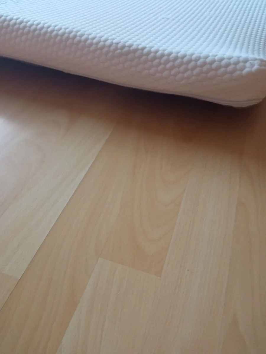 Kingsize Mattress Topper - Image 2