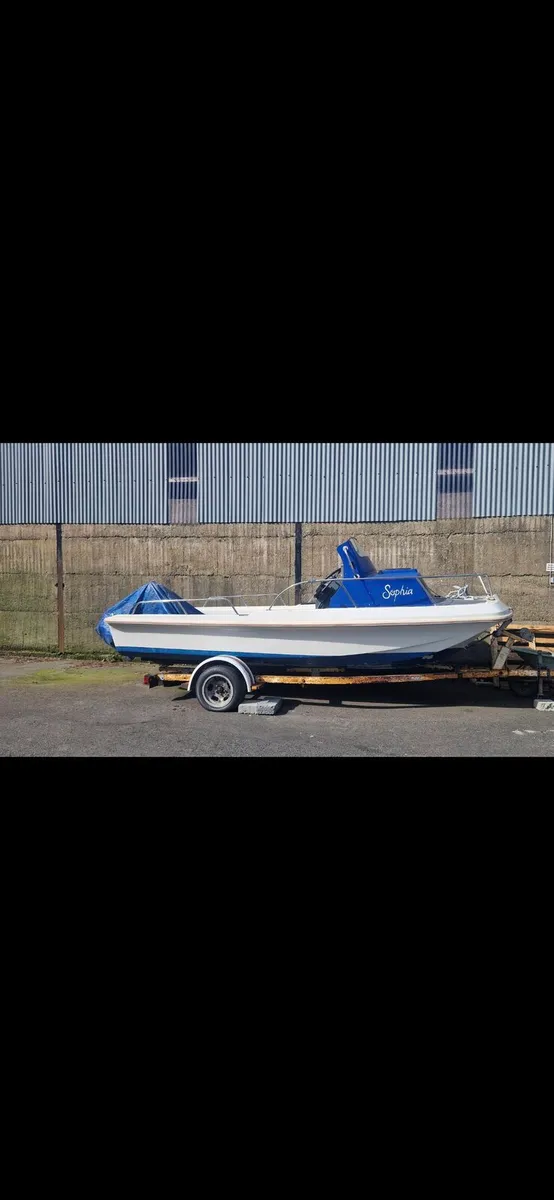 Boat and 3 engines  plus old trailer - Image 1