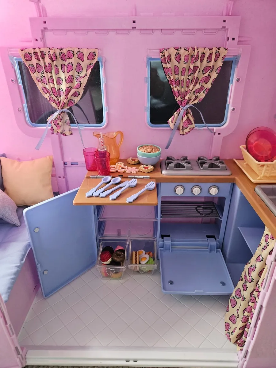 Our Generation  Camper - Image 2