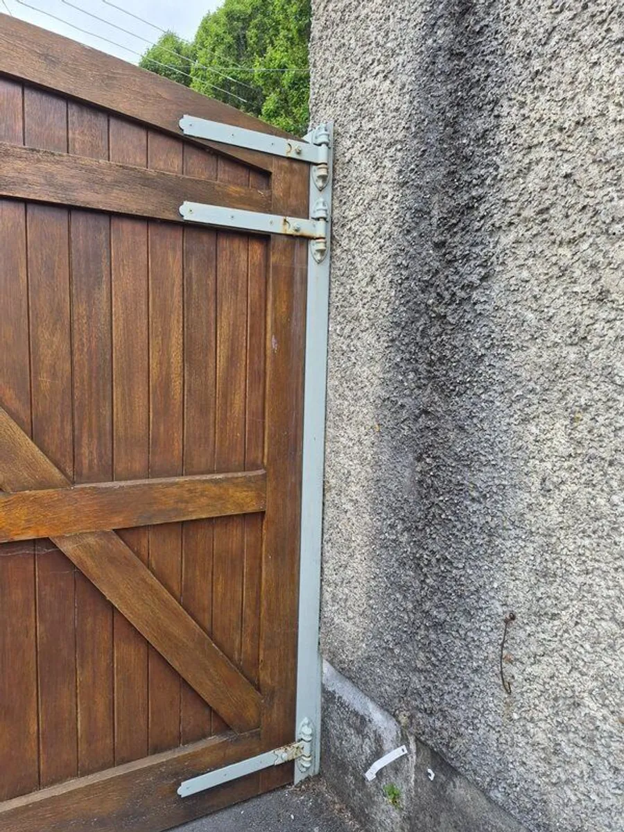 Wooden gates - Image 3