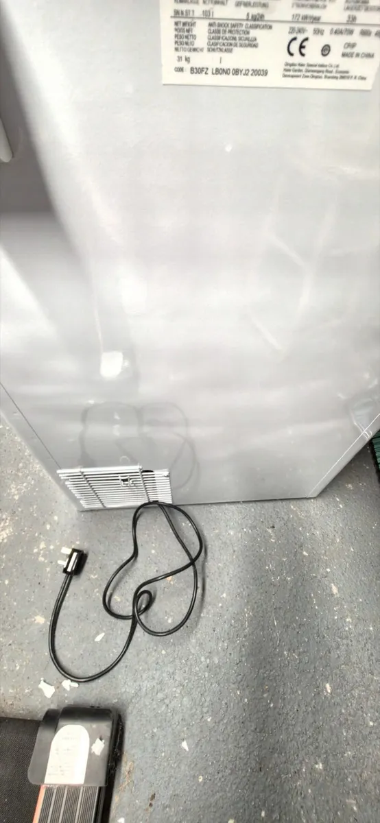 Haier small chest freezer - Image 4