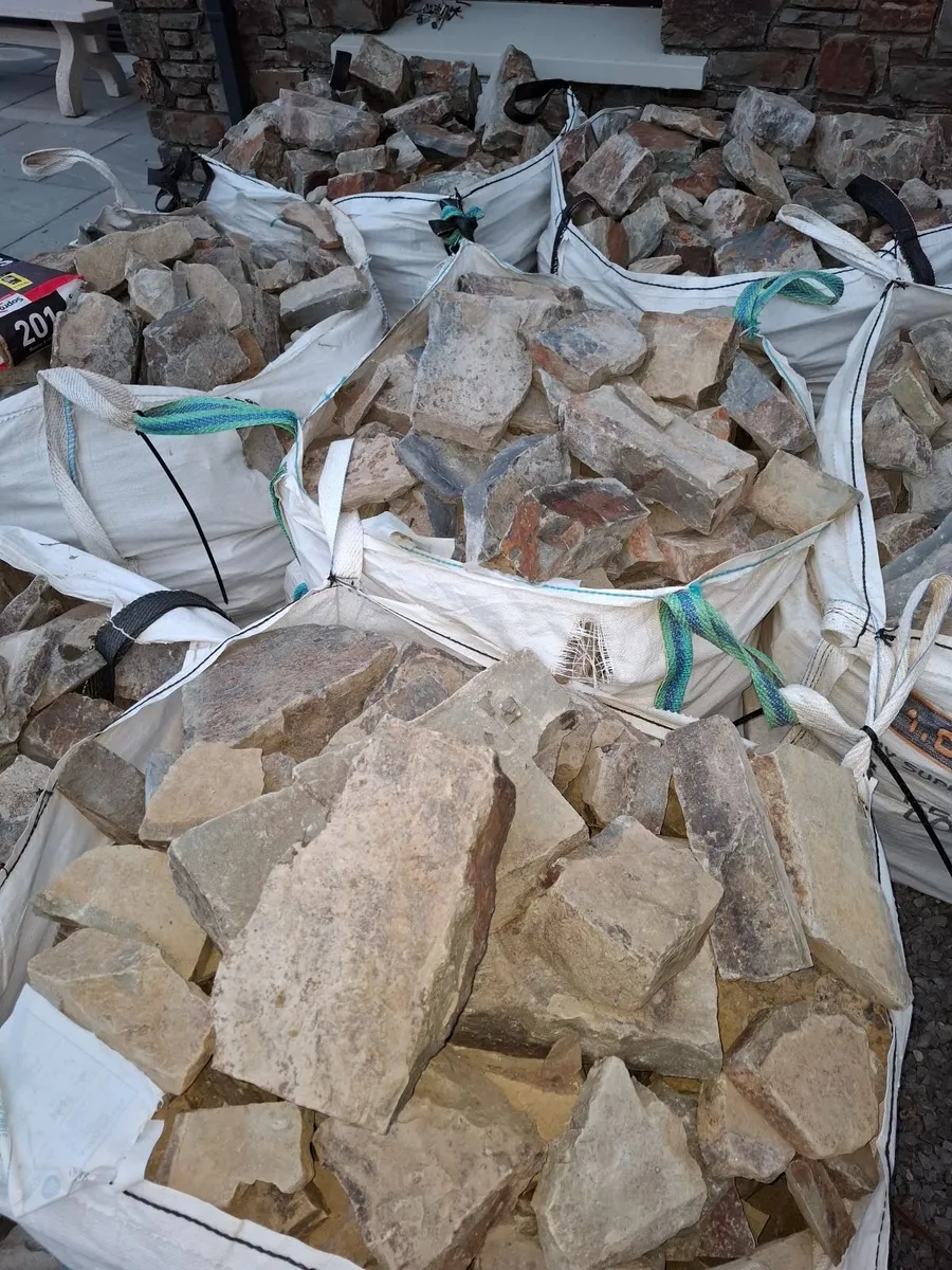 Hand picked stone - Image 2