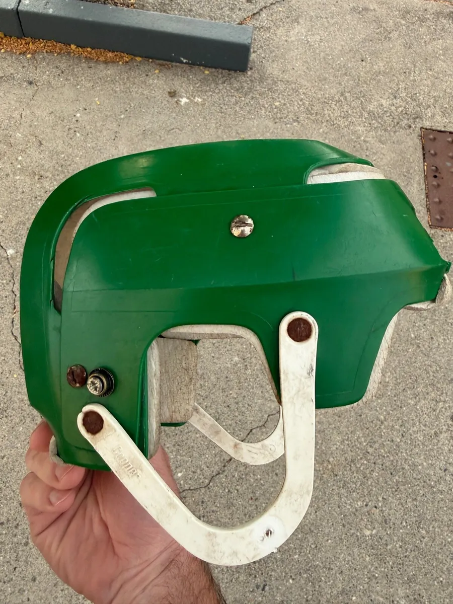 Cooper sk100 hurling helmet - Image 3