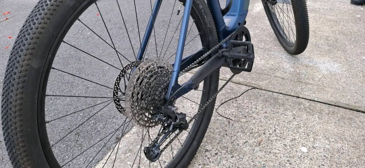 Canyon Touring E Bike. M080-01 Pathlite ON 5. - Image 4