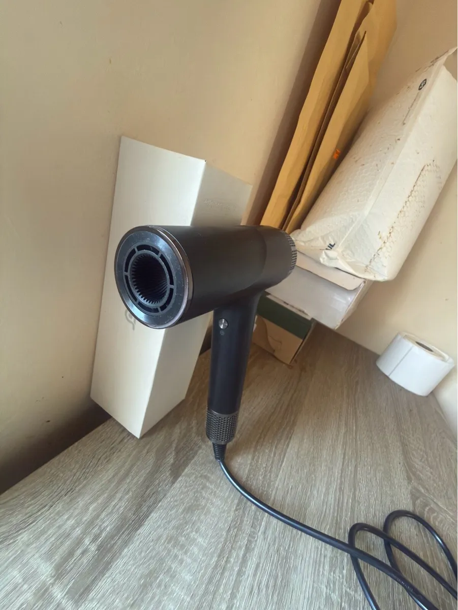 Hair dryer - Image 2