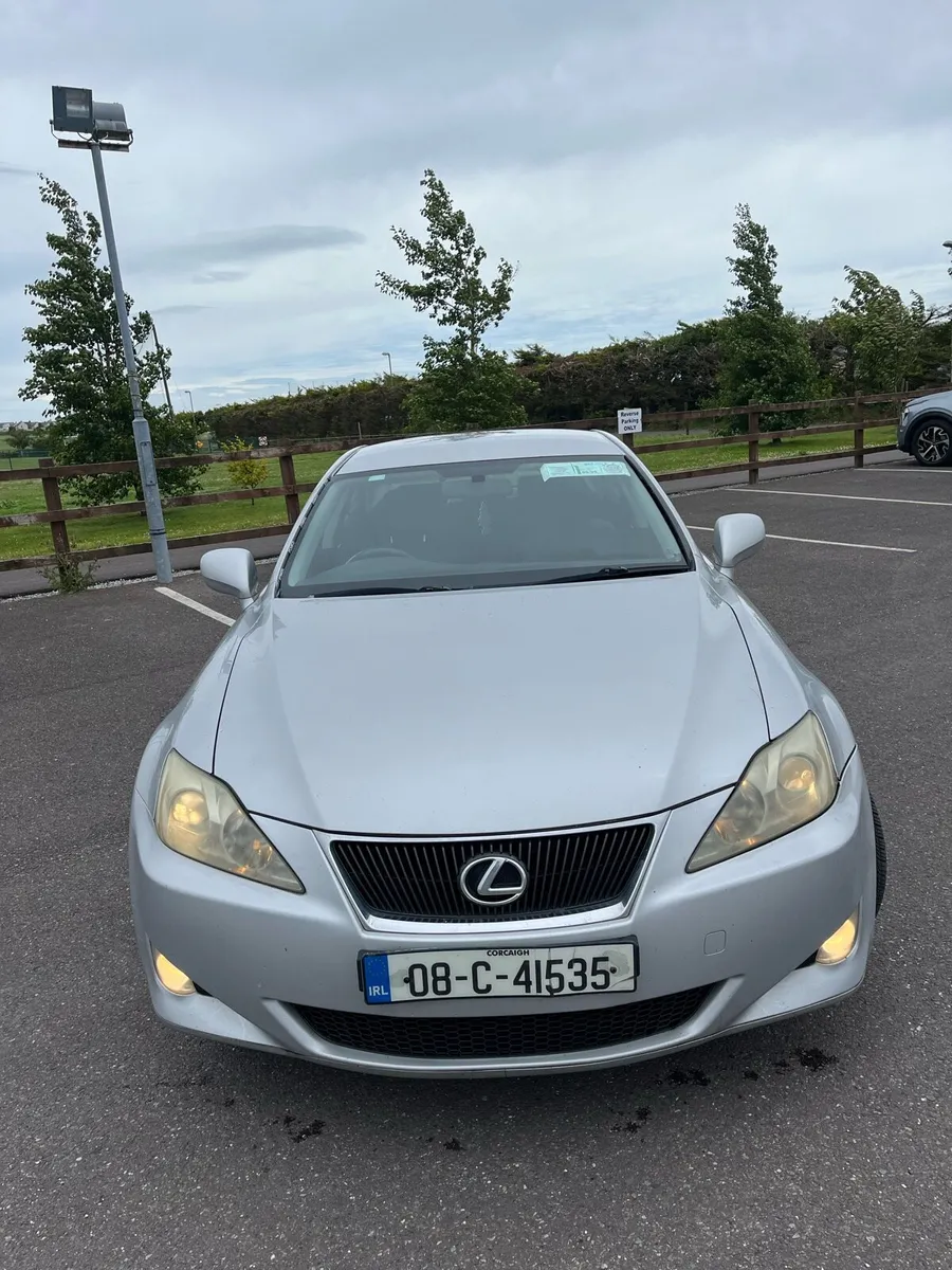 Lexus is220D - Image 2