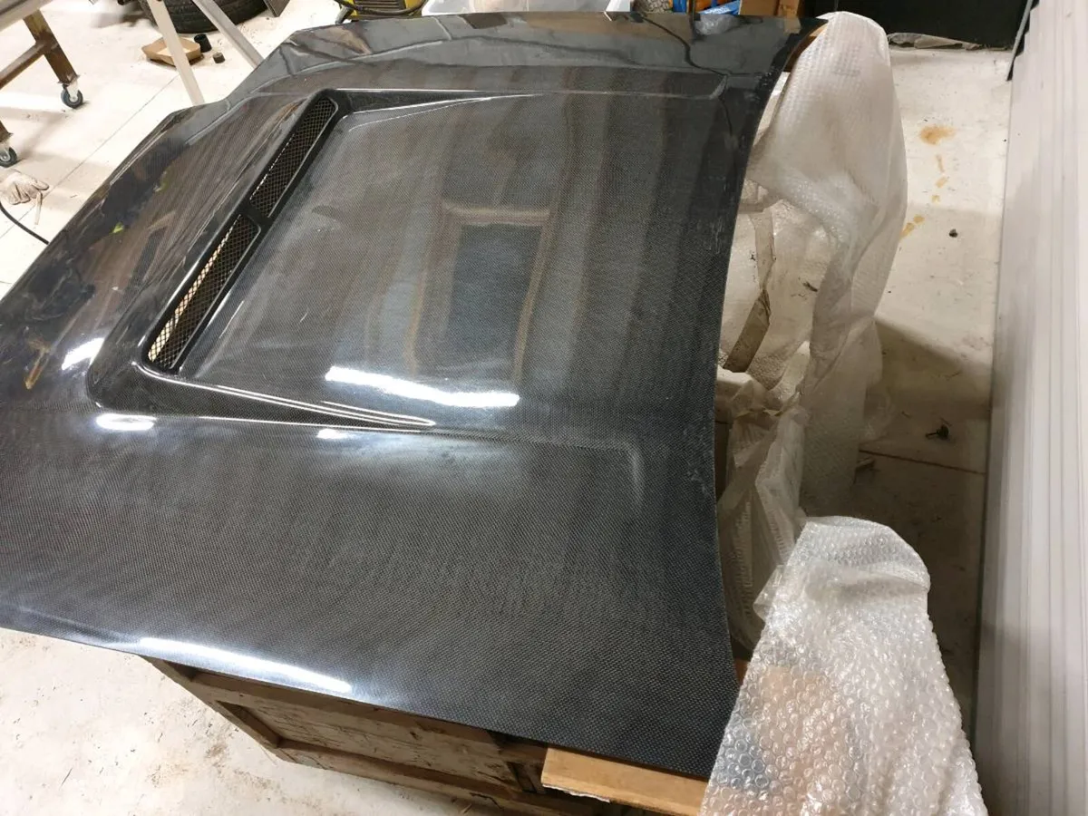 Ae86 trueno new carbon bonnet - Image 2