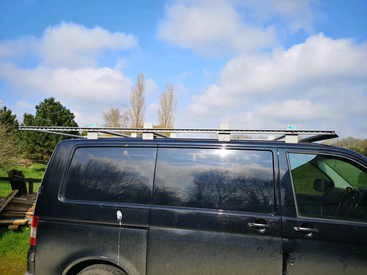 Transporter Van - Image 4