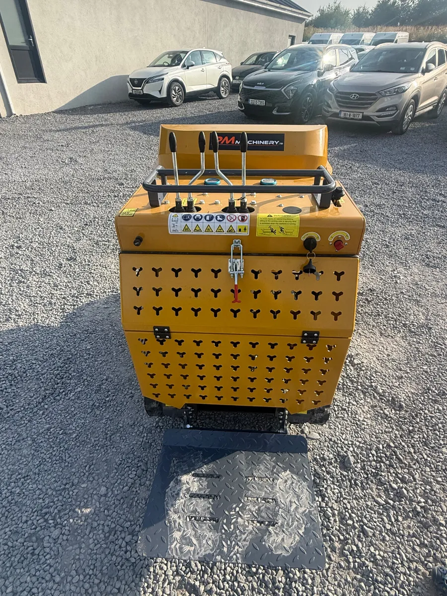 Captok  CK-X1200 Tracked Swivel Dumper - Image 2