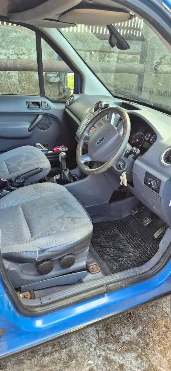 Ford Transit Connect - Image 2