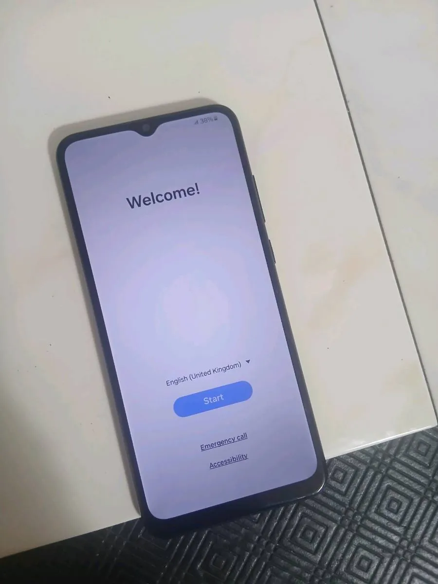 Samsung Galaxy A04e - Image 1