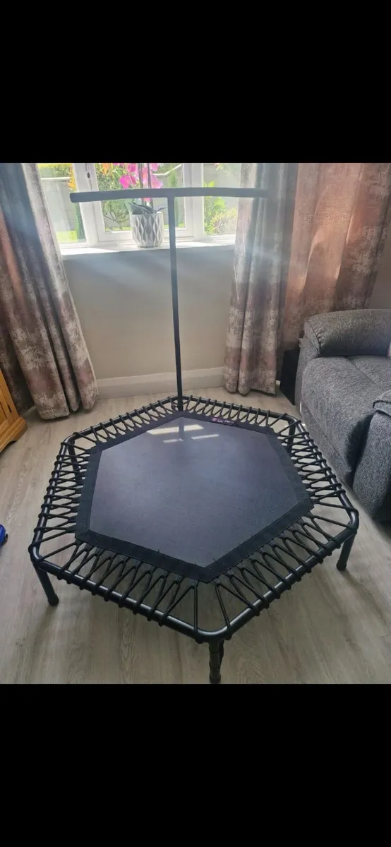 Trampoline