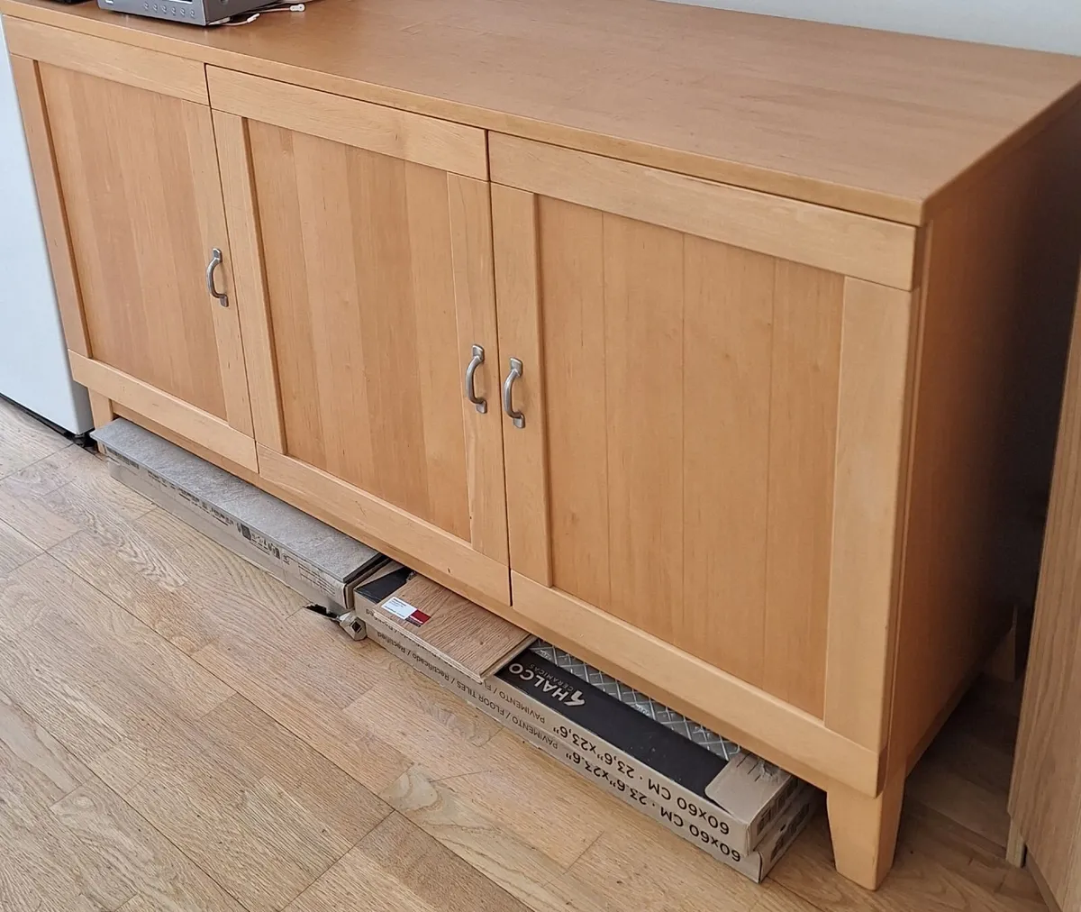 Sideboard / Storage Cabinet – Excellent Condition - Image 3