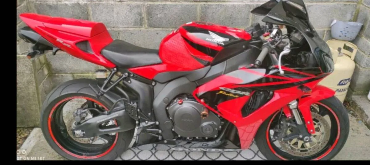 Cbr 1000rr fireblade - Image 3
