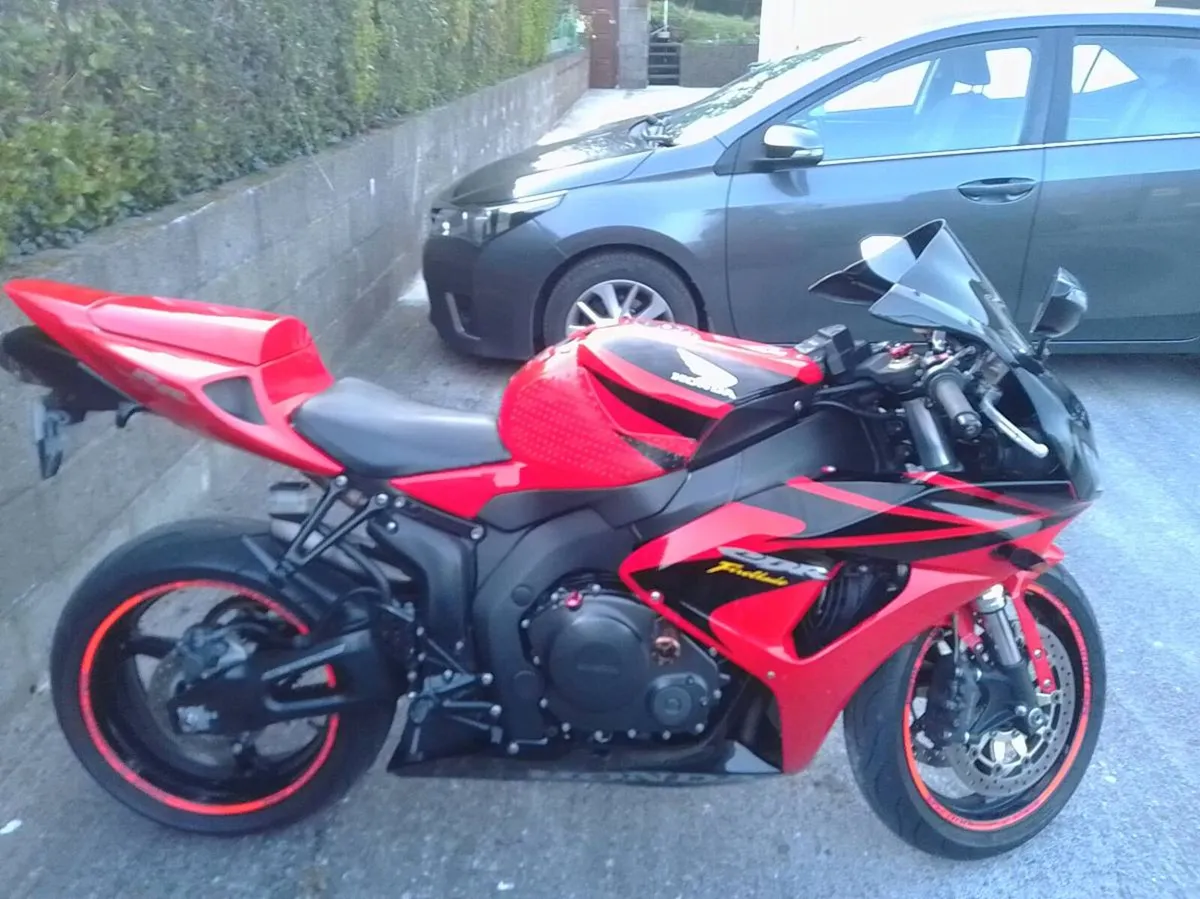 Cbr 1000rr fireblade - Image 4