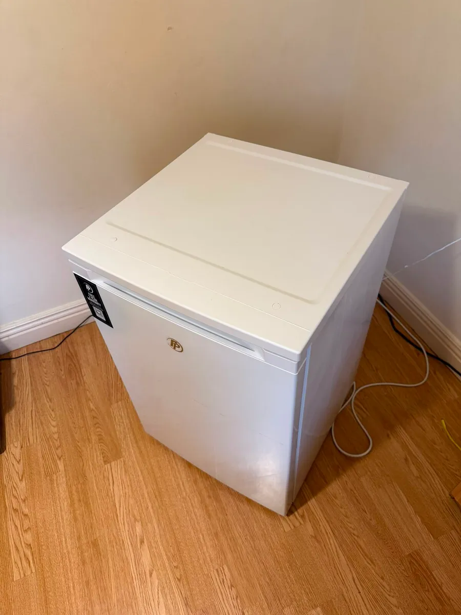 PowerPoint Mini Fridge - Like New - Image 1