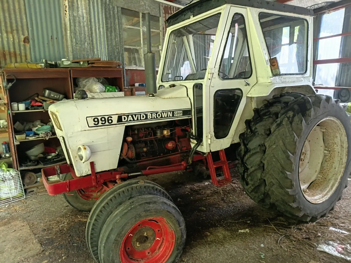 David Brown 996 Case - Image 1