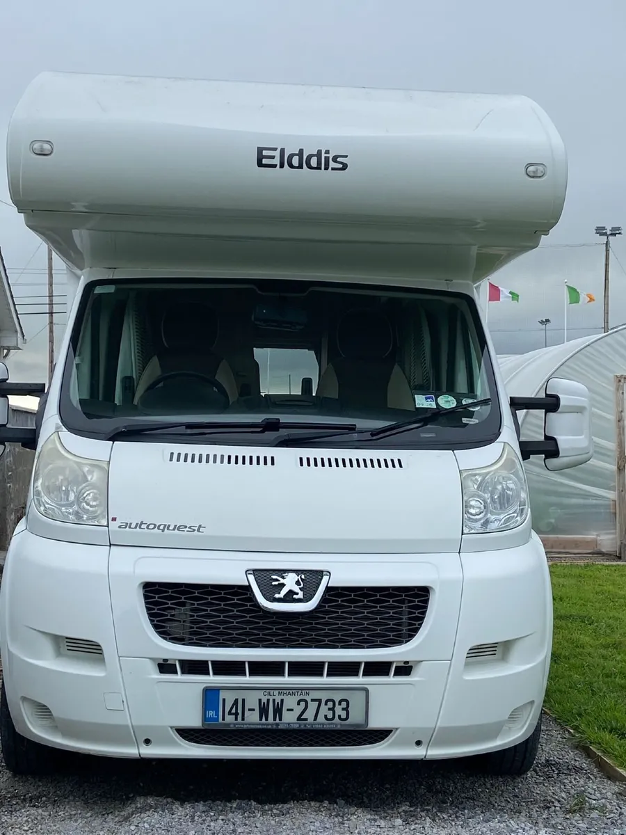 Elddis Autoquest 180  2014 6 Berth End lounge - Image 3