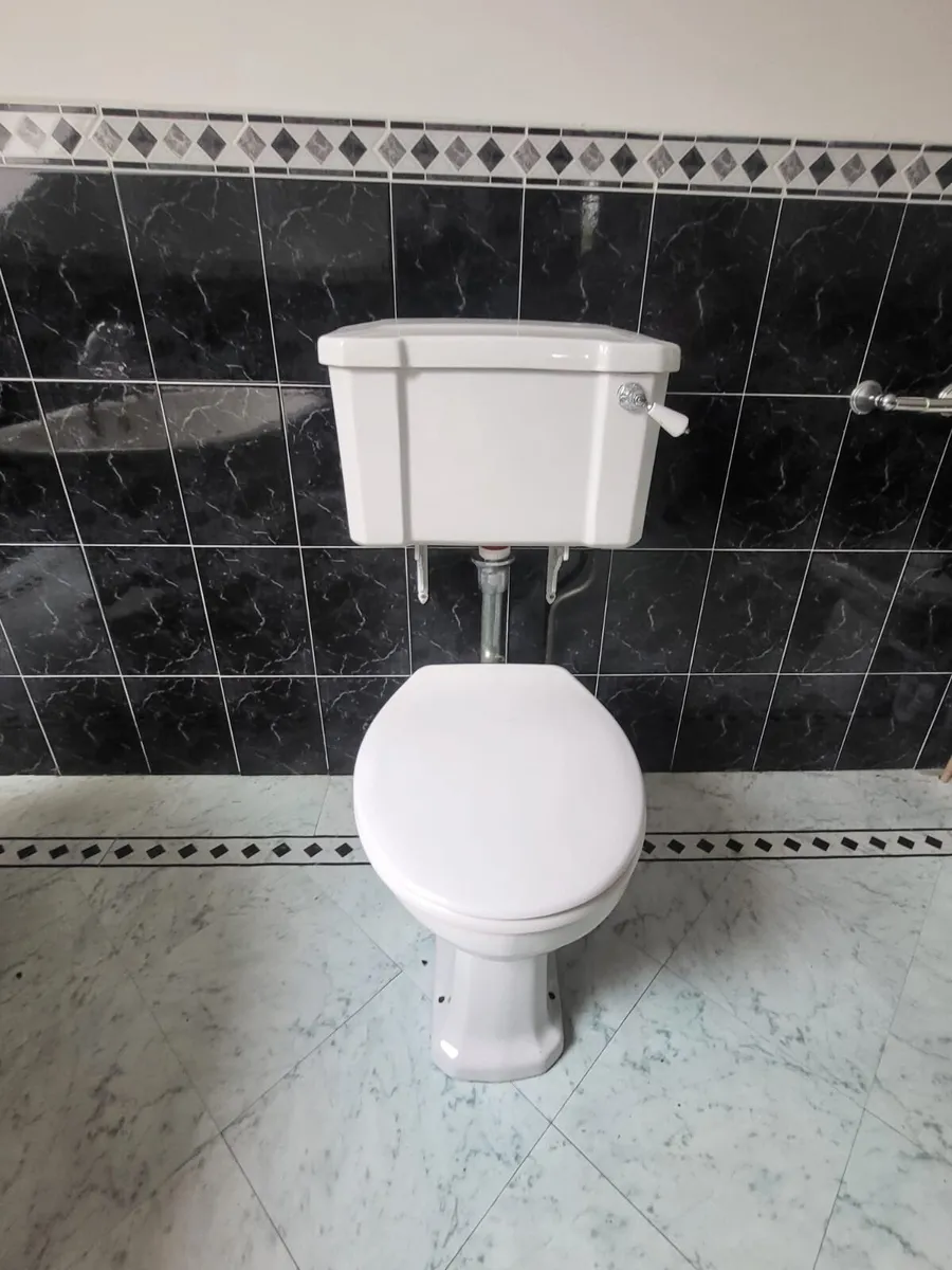 Shires toilet, bidet and sink for sale - Image 1