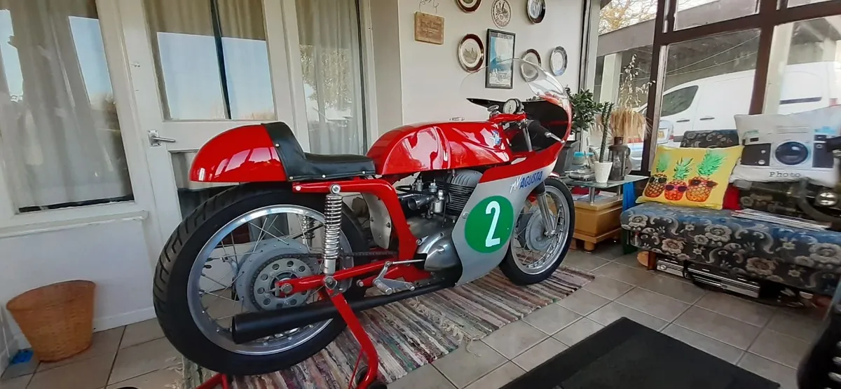 1971 MV Agusta - Image 4