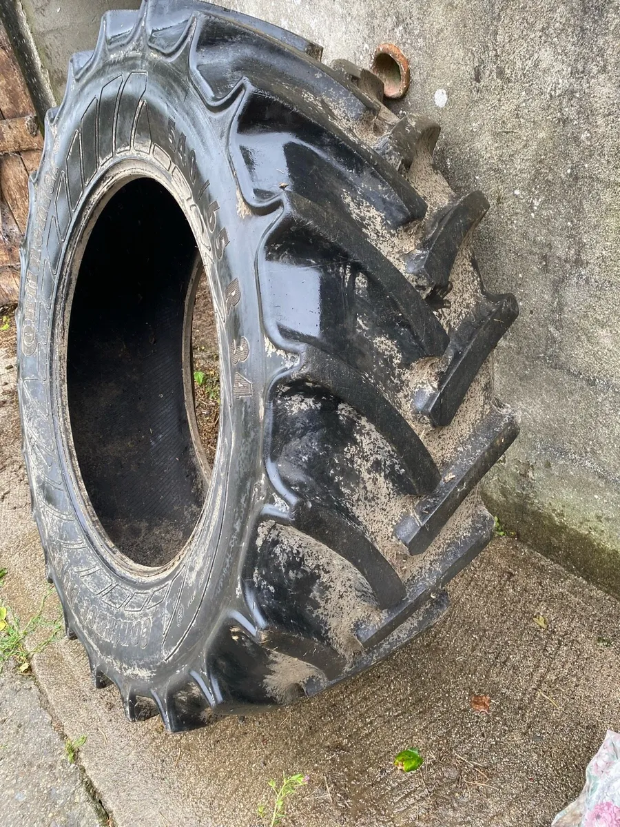 Continental 540/65 R34 Tractor Tyre - Image 3