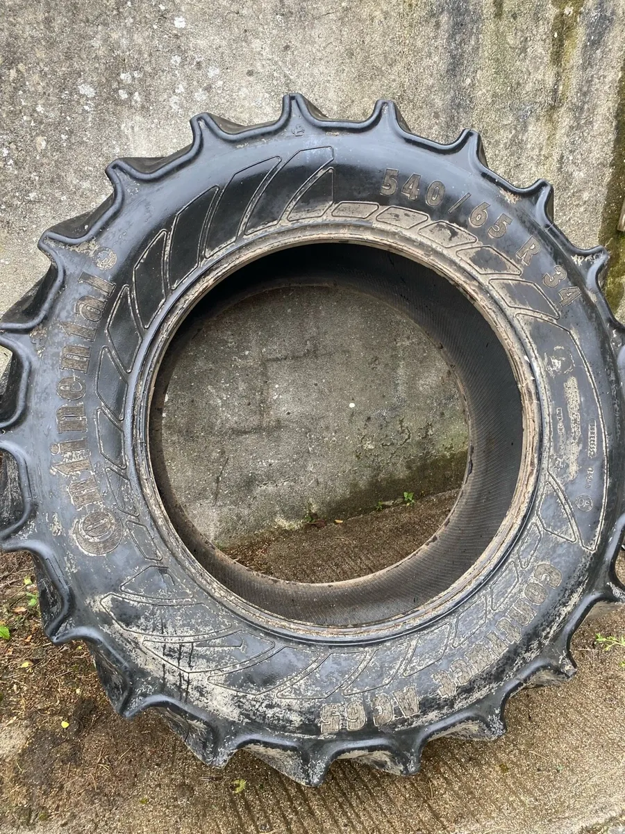 Continental 540/65 R34 Tractor Tyre - Image 1