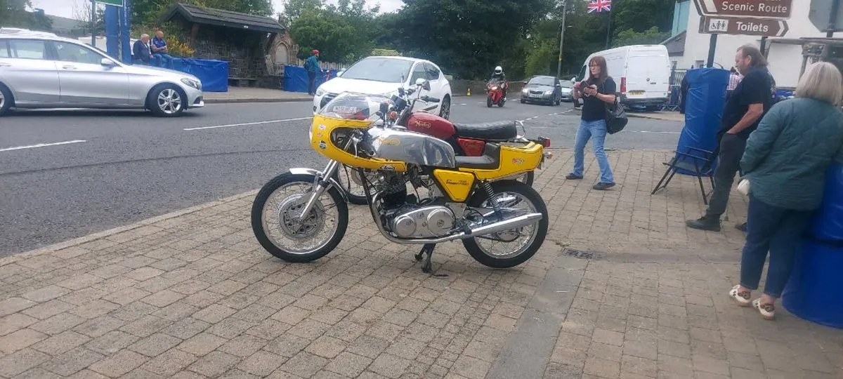1972 Norton Commando 750cc Lightweight Special - Image 1