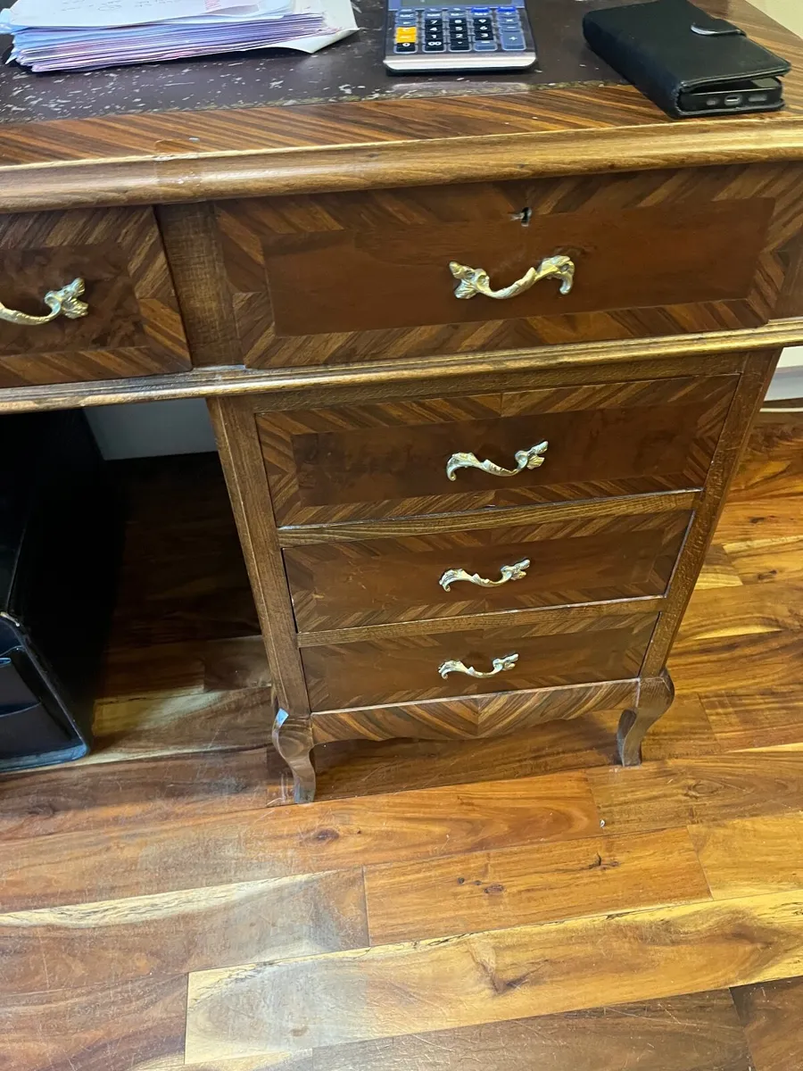 Writing table/desk - Image 3