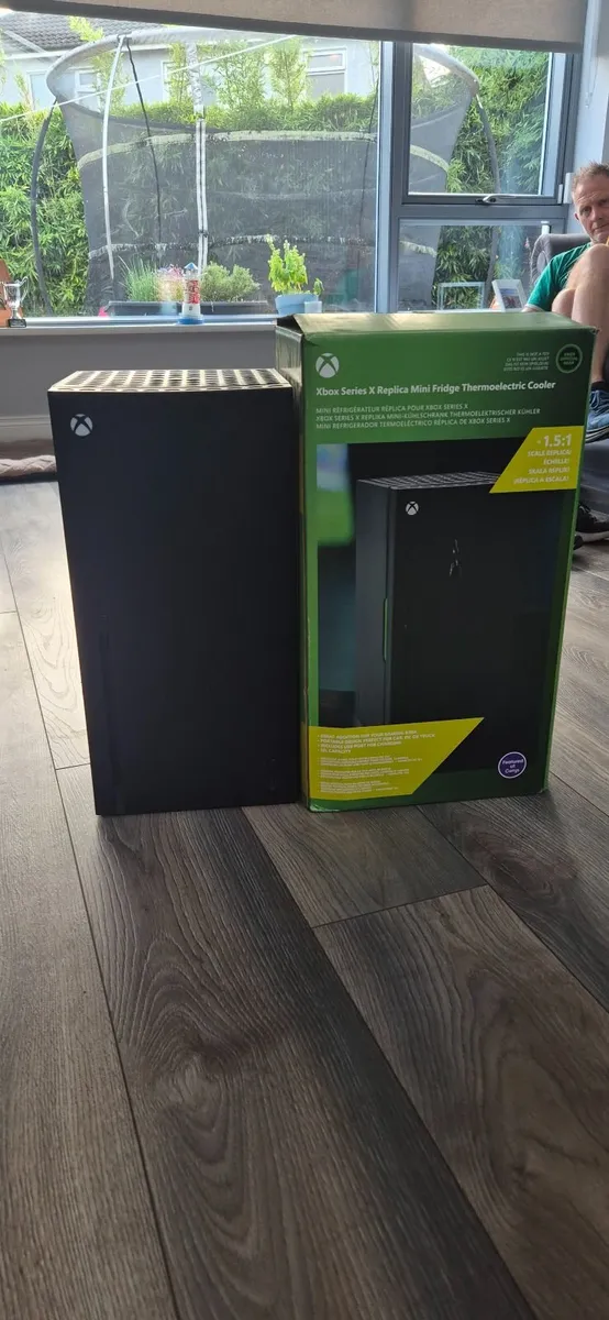 Xbox Mini Fridge - Image 1