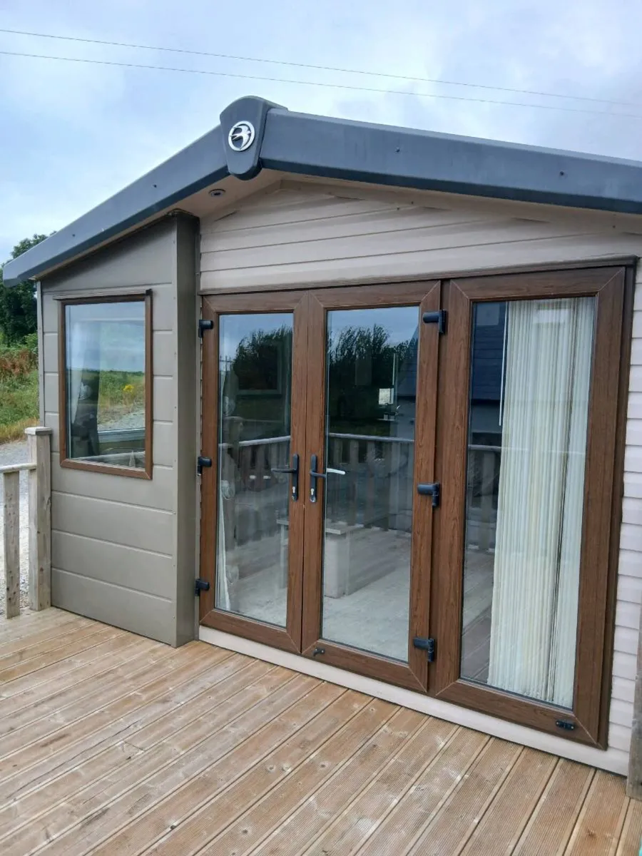 Mobile home - Image 1