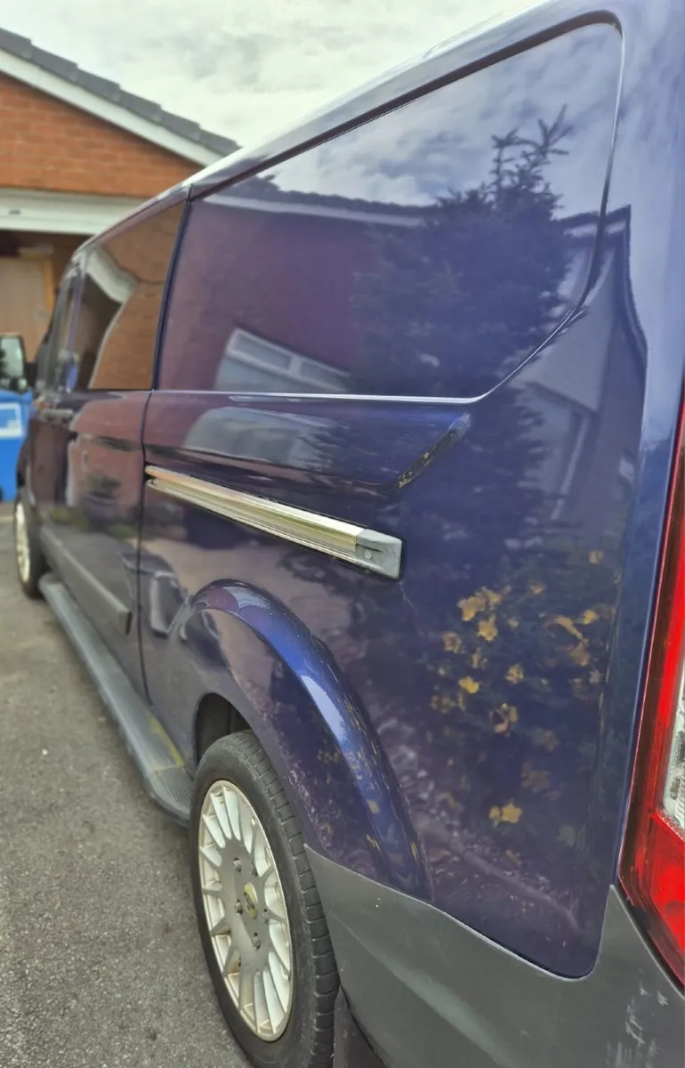 Van - Image 1