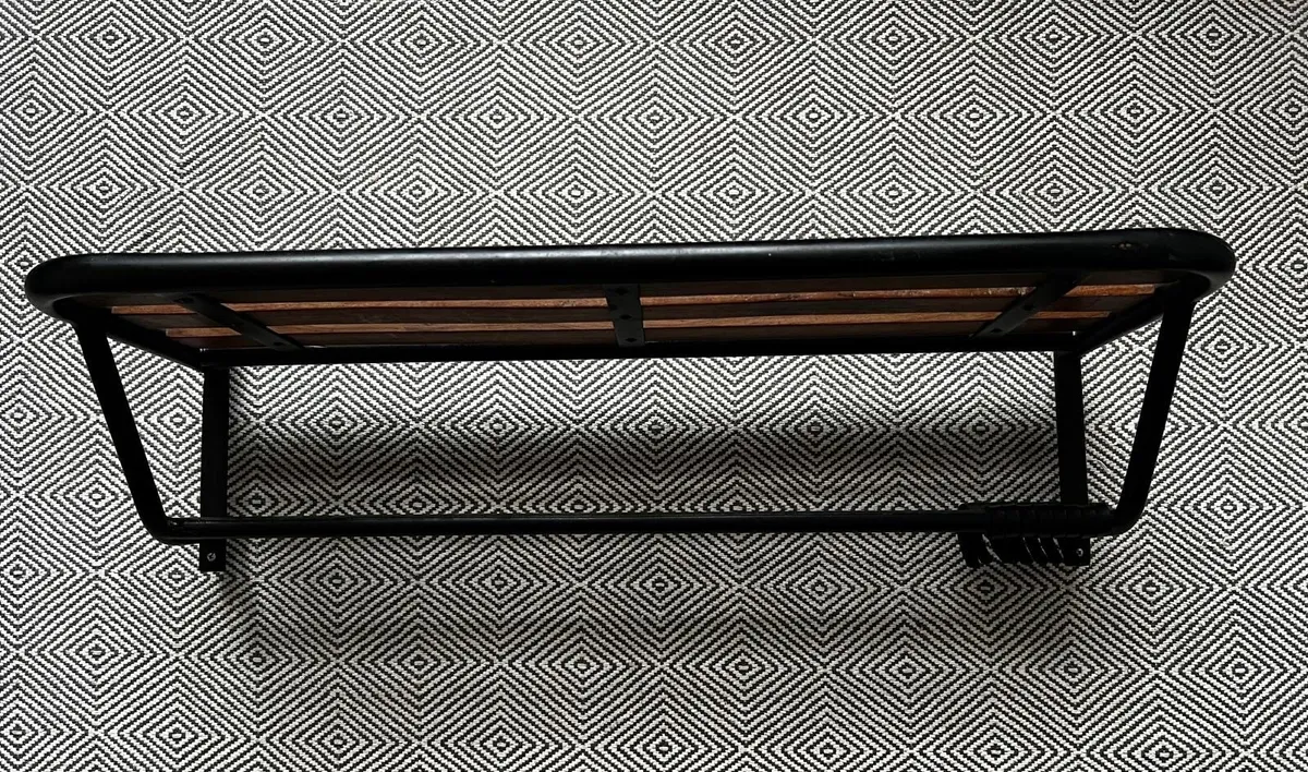Wall shelf - Image 1