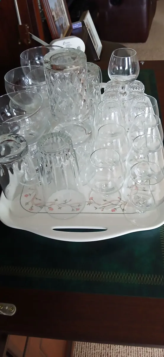 Glass ware - Image 1
