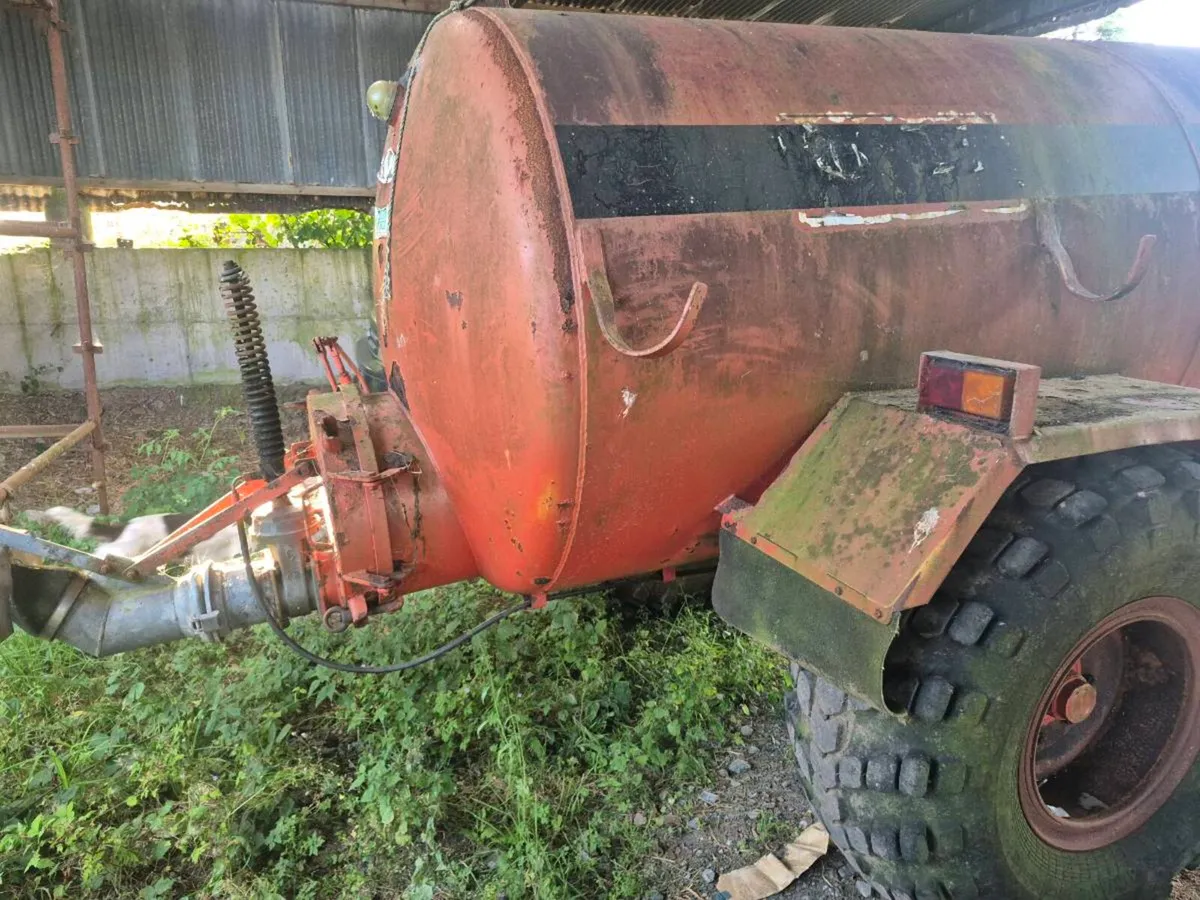 Slurry tanker - Image 3