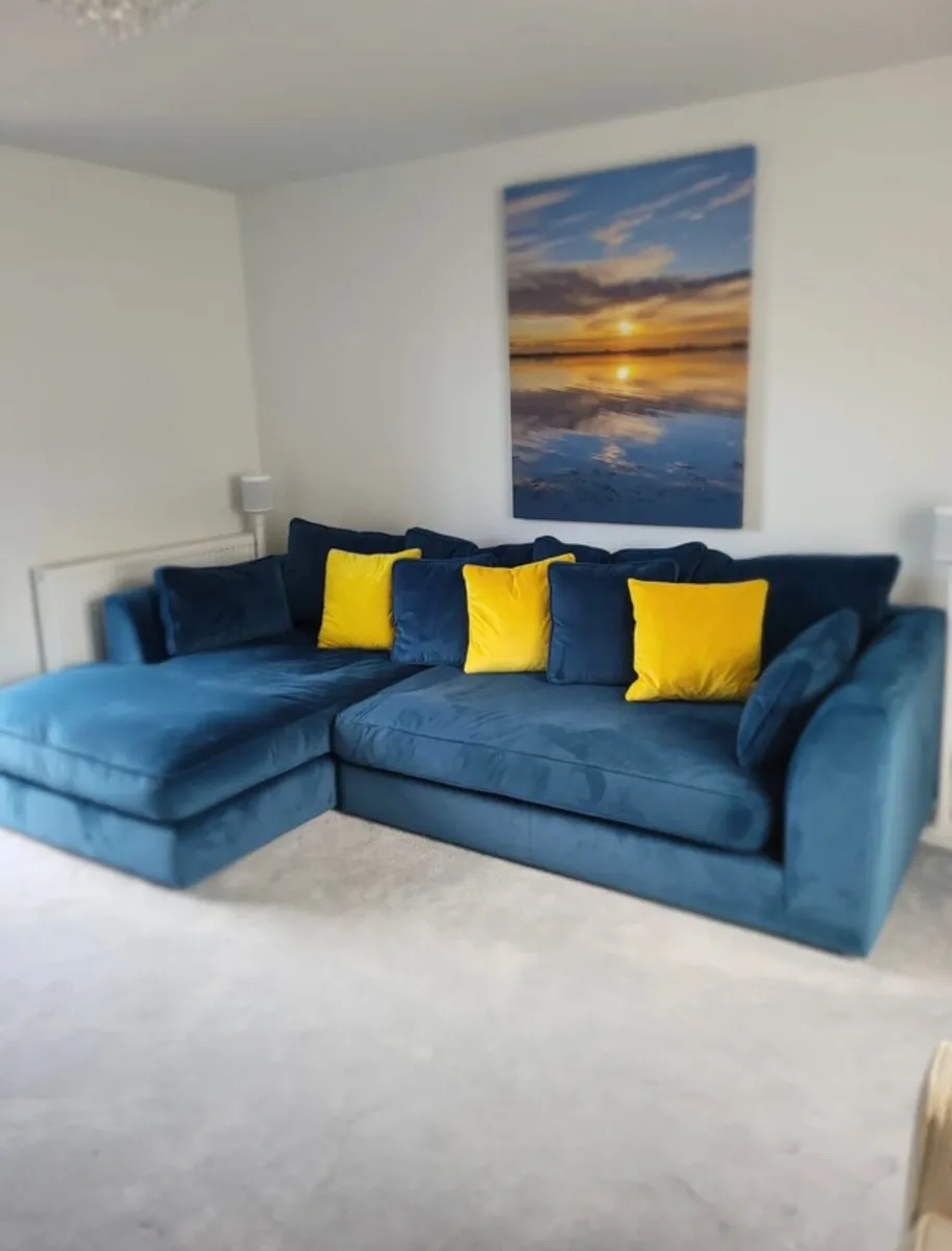 Whitemeadow Deep Teal Velvet Corner Sofa - Excelle - Image 2