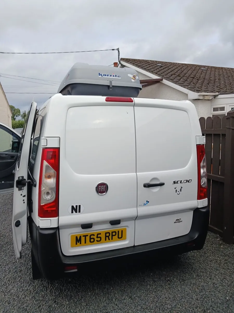 Day van - Image 4