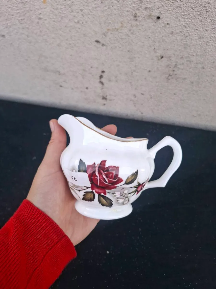 China royal tara milk jug postage possible - Image 1